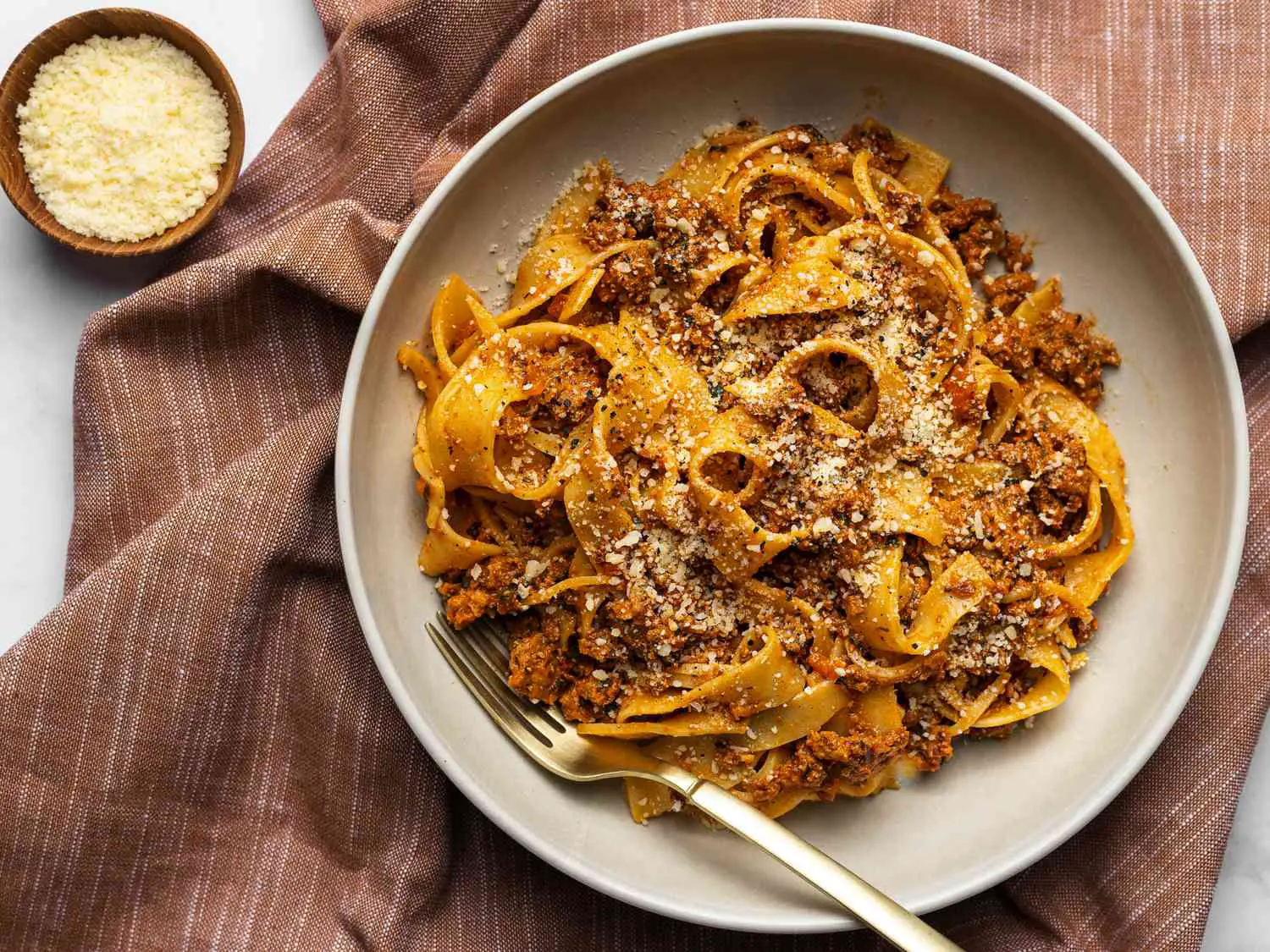 What Does Bolognese Taste Like? A Comprehensive Guide To Italy's Most